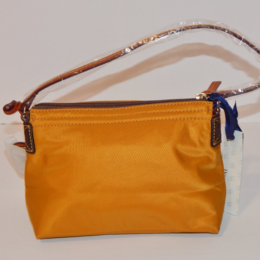 Vintage Dooney & Bourke Gold Nylon Pouchette FW480 NEW - Picture 4 of 7